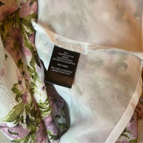 Torrid Size 1 Floral Boho Lightweight V Neck Blouse - Picture 4 of 4